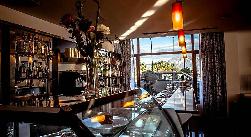 Airport Hotel Tirana