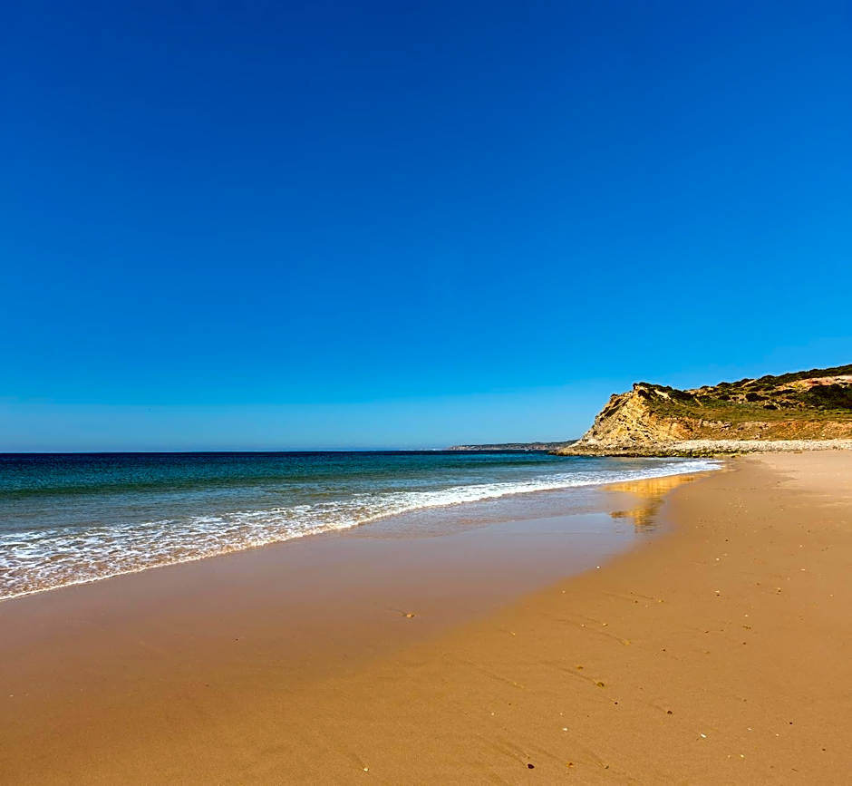 NAU Salema Beach Village