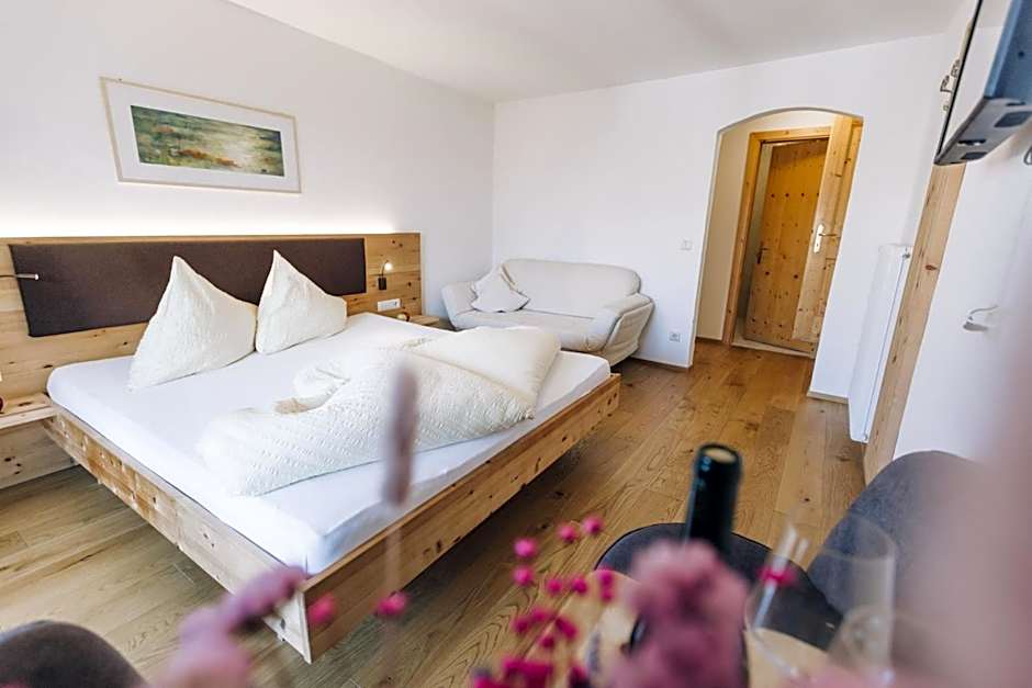 Amplatz 1523 - B&B and Suites