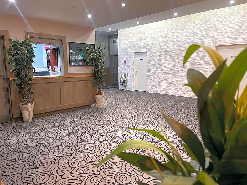 Kings Park Hotel