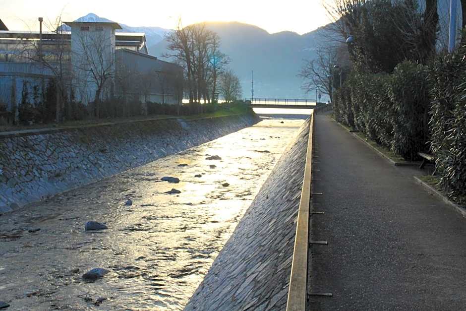 LA MAGNOLIA Guests House