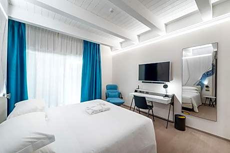 Standard Double or Twin Room with Balcony