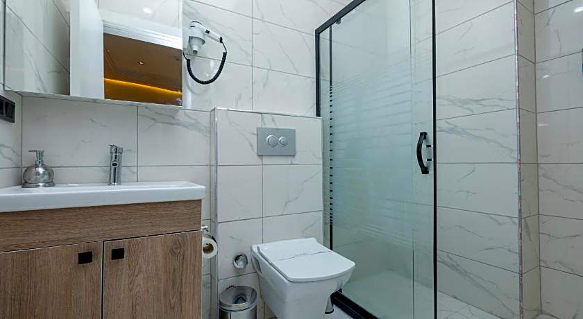 Lavender Airport Hotel