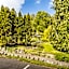 Best Western Limpley Stoke Hotel