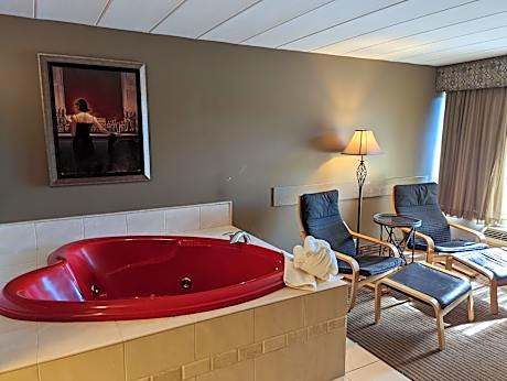 Beautiful Deluxe Suite 1 King Nonsmoking
