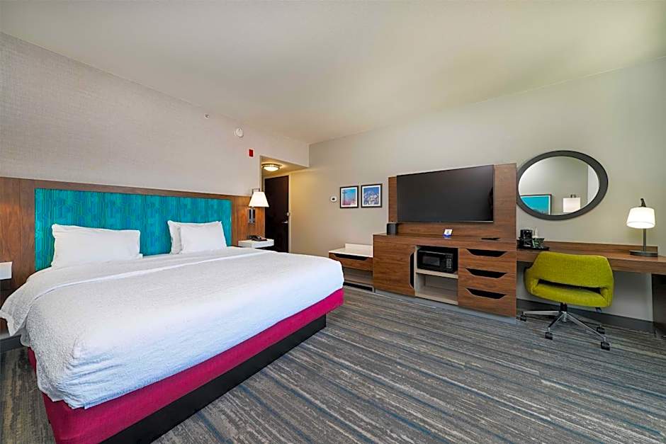 Hampton Inn & Suites Salinas