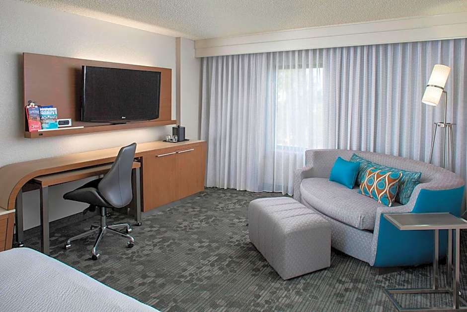 Courtyard by Marriott Orlando Lake Buena Vista In The Marriott Village