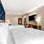 Comfort Inn & Suites Huntsville Near University