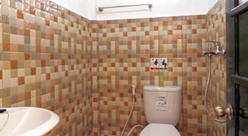 RedDoorz Syariah near Titik Nol Yogyakarta