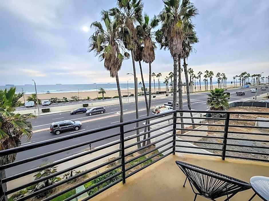 HUNTINGTON BEACH INN