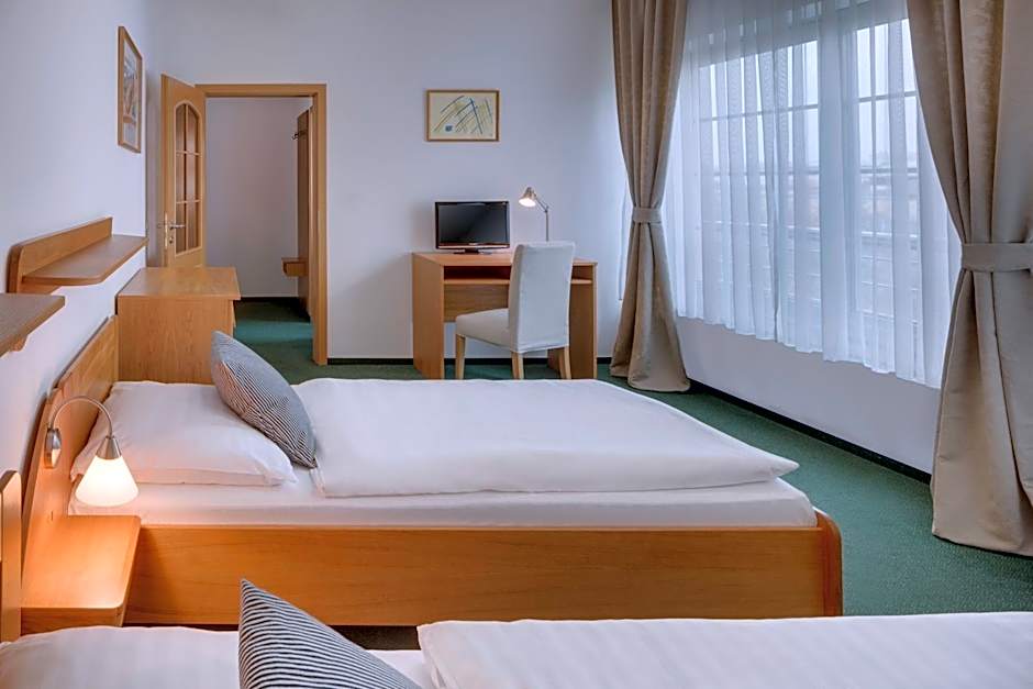 Hotel Oya