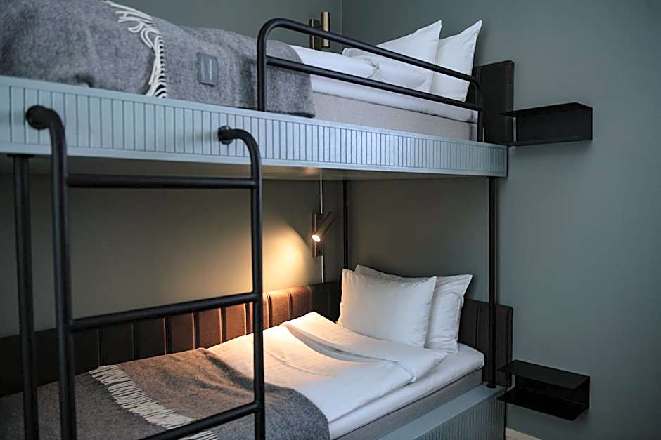 Home Hotel Christian IV