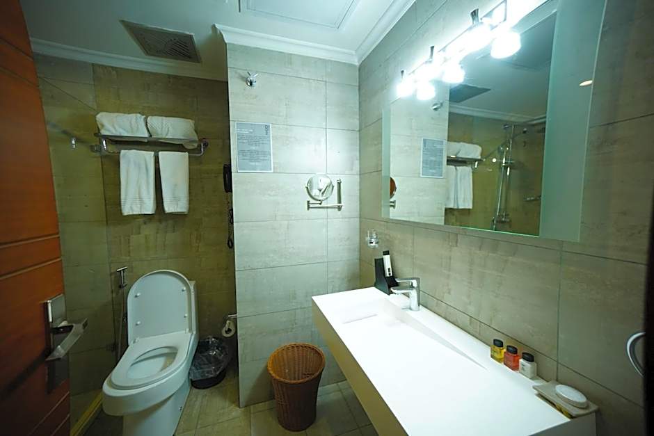 Mado Hotel