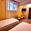Jeweller Hotel