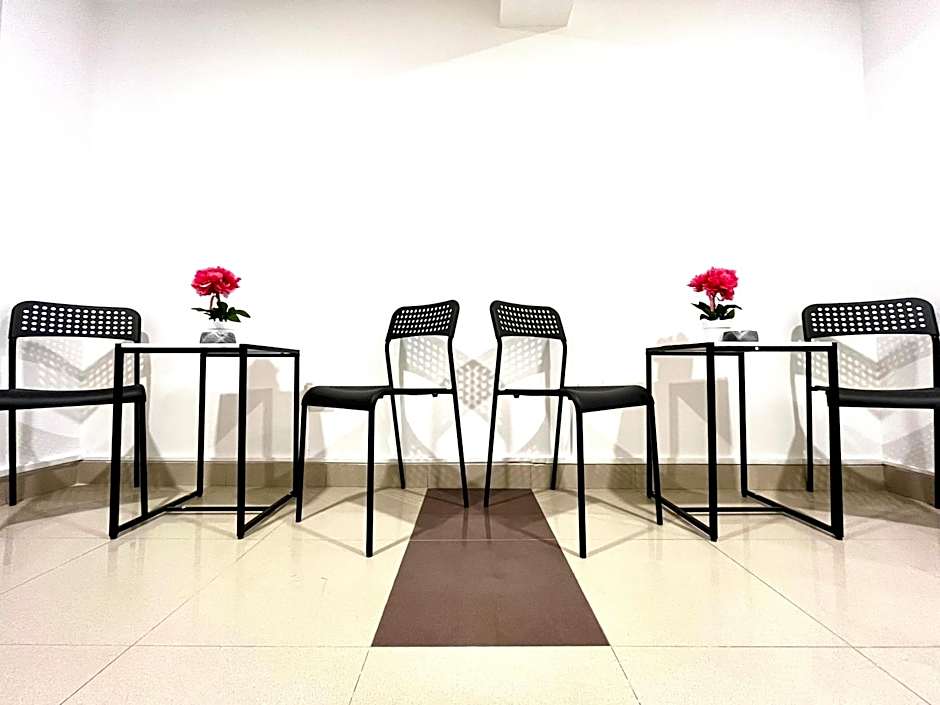 Cozy Hideout - Condo Hotel