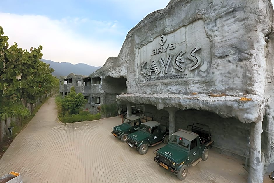 BRYS Caves Resort
