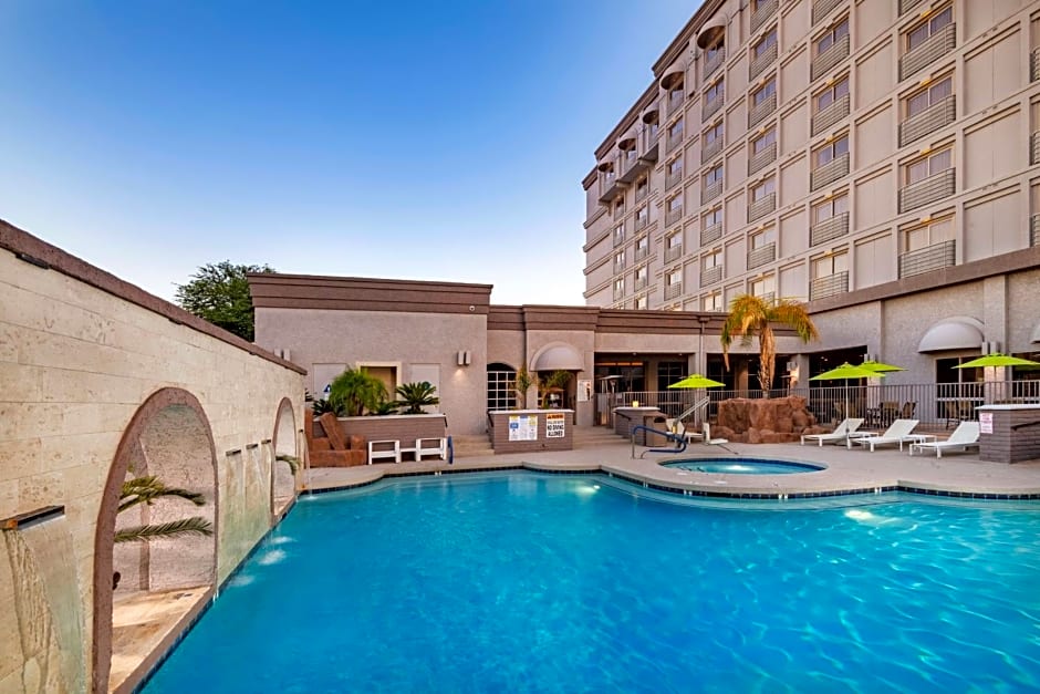 DoubleTree by Hilton Phoenix Mesa