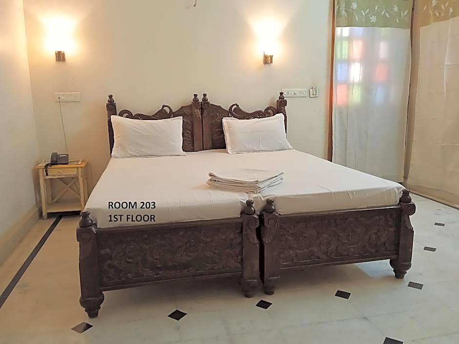 Rigmor Haveli – Jodhpur, FL