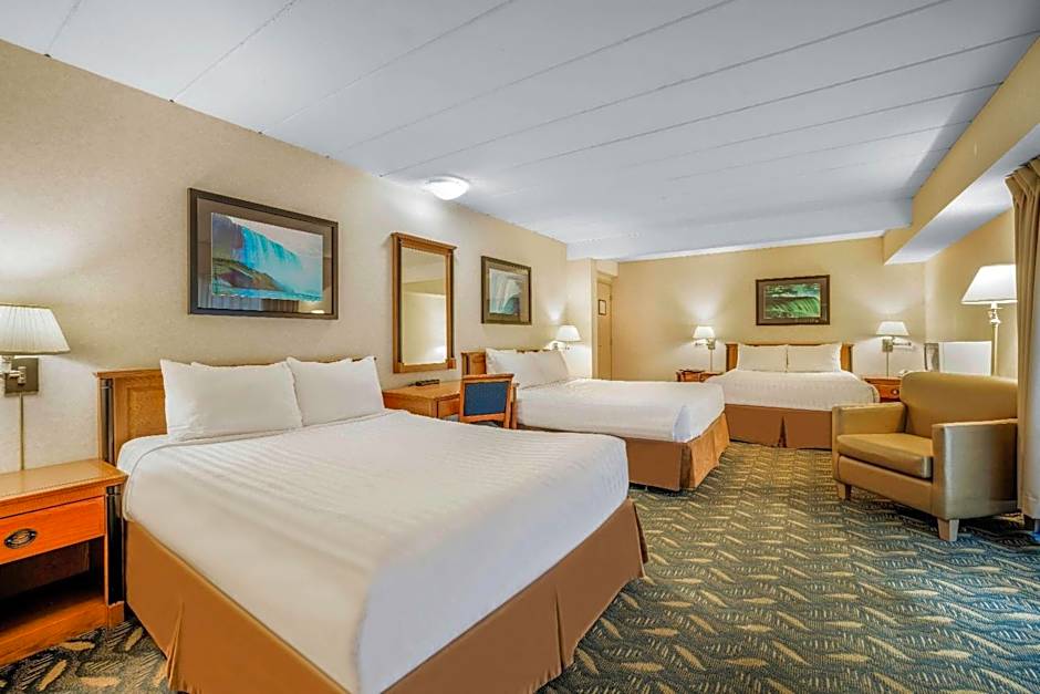 Travelodge by Wyndham Niagara Falls at the Falls