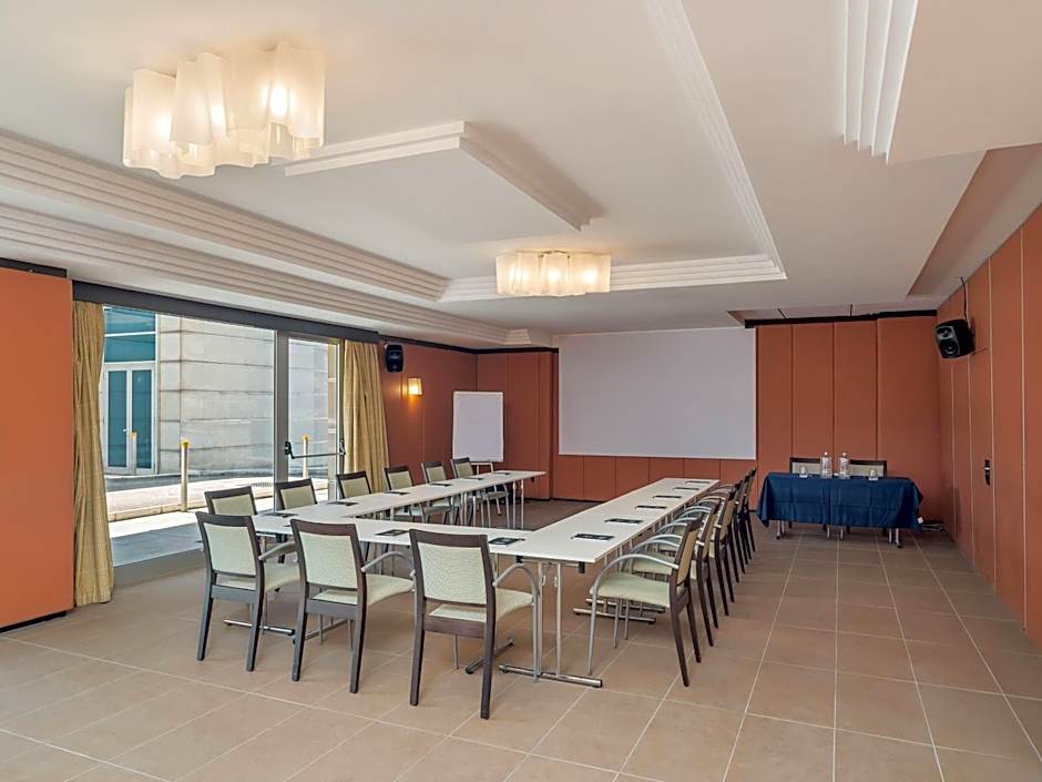 B&B HOTEL Napoli San Mauro