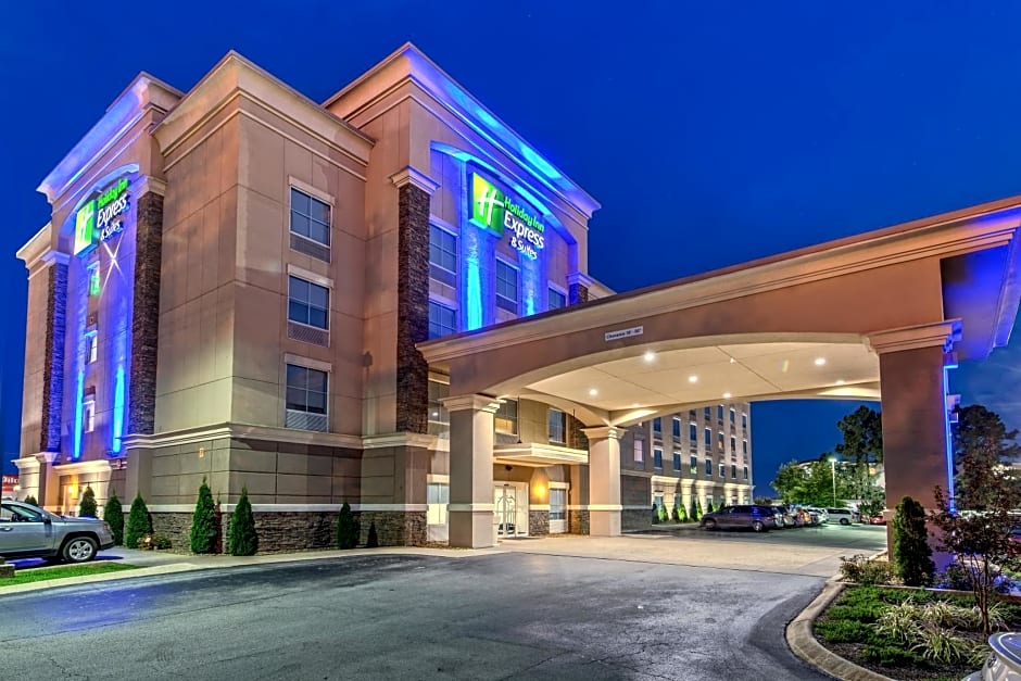 Holiday Inn Express Hotel & Suites Cookeville