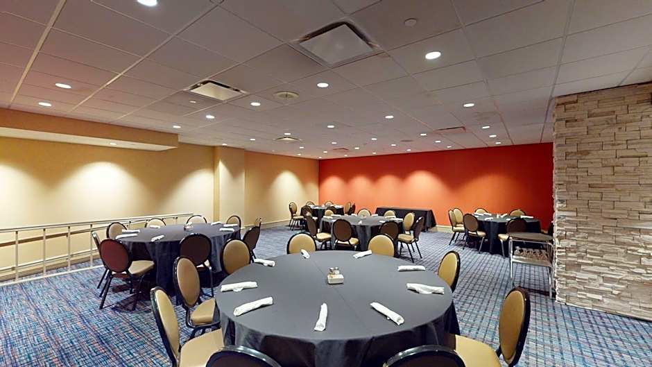 DoubleTree By Hilton Hotel Boston North Shore