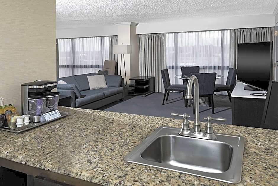 Hilton Greenville