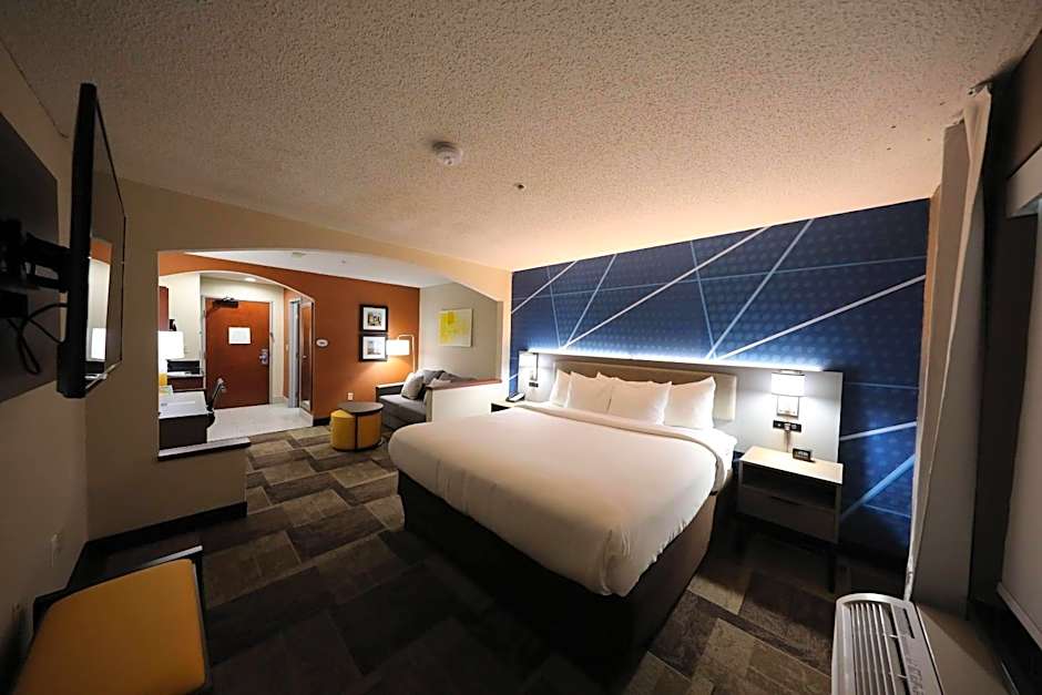 Comfort Inn & Suites Hutchinson