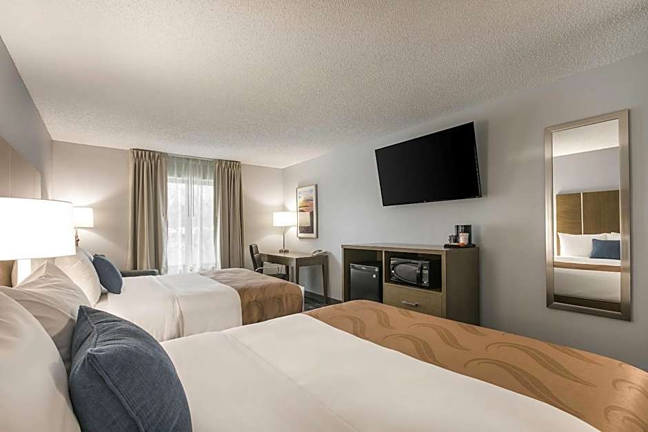 Quality Inn Marquette