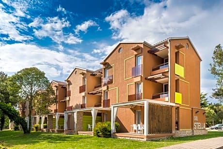 Apartments Sol Stella for Plava Laguna