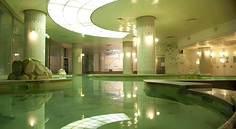 Onyang Hot Spring Hotel