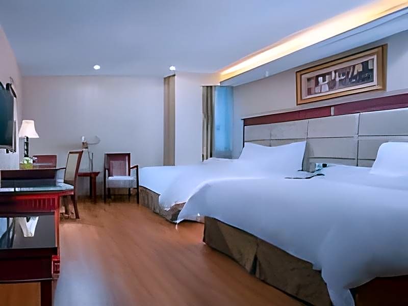 Vienna International Hotel Yangshuo West Street                                                 