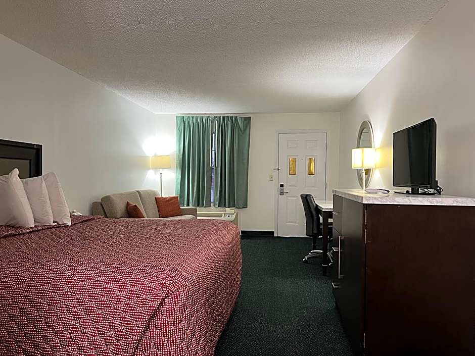 Garden Inn & Suites