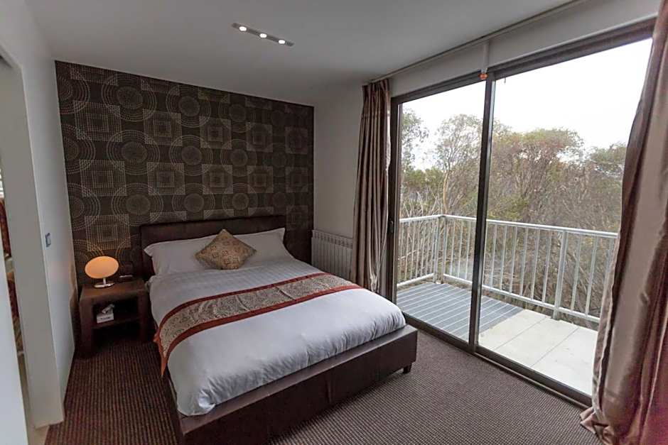 Duck Inn Mount Buller