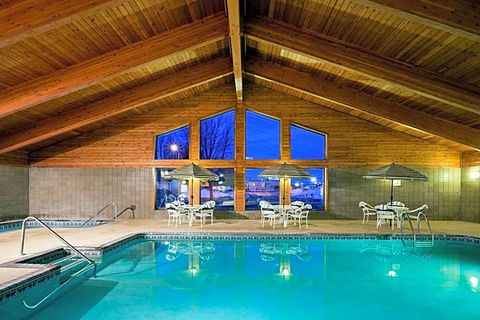 AmericInn by Wyndham Worthington