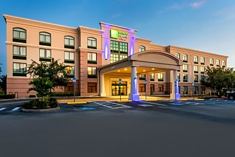 Holiday Inn Express & Suites Bradenton East-Lakewood Ranch, an IHG Hotel