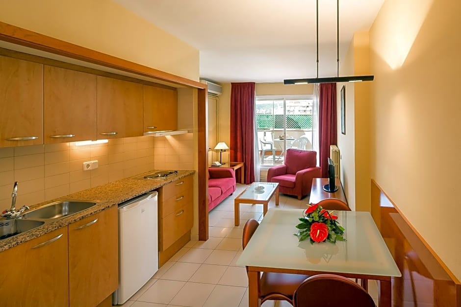 Aparthotel Bertran