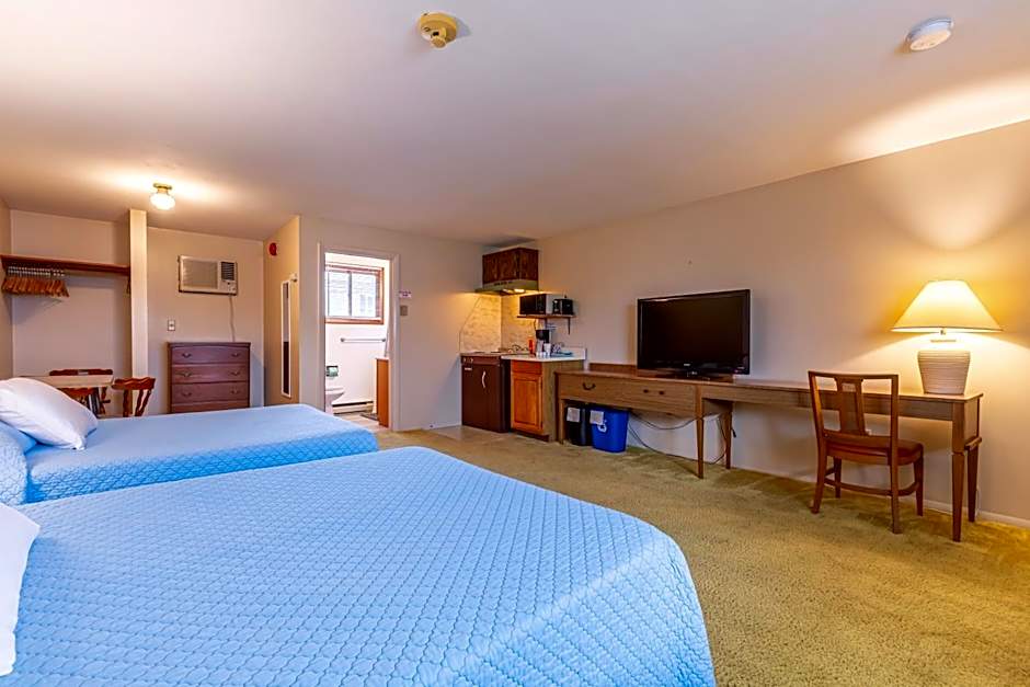 Inn Between the Beaches & Villager