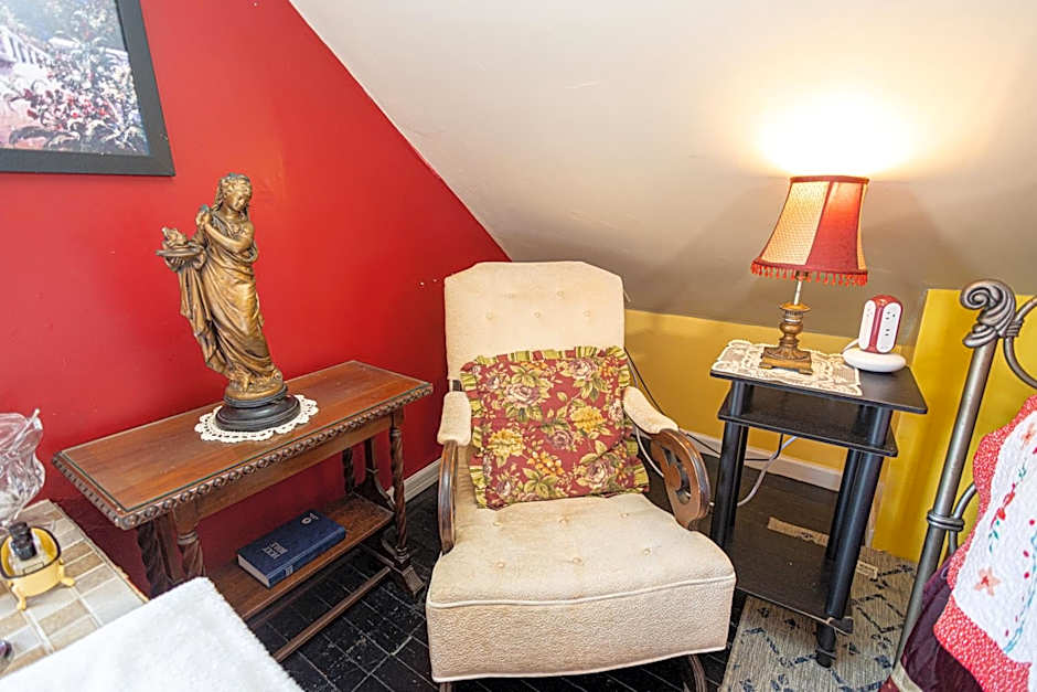 Penny Farthing Inn