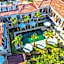 Icarus Hotel Ala?at?