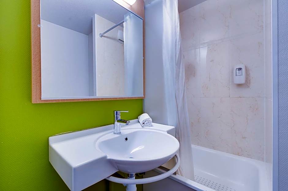 B&B HOTEL FREJUS Puget-sur-Argens