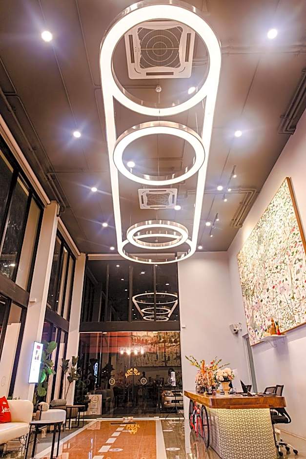 Tour De Phuket Hotel - SHA Plus