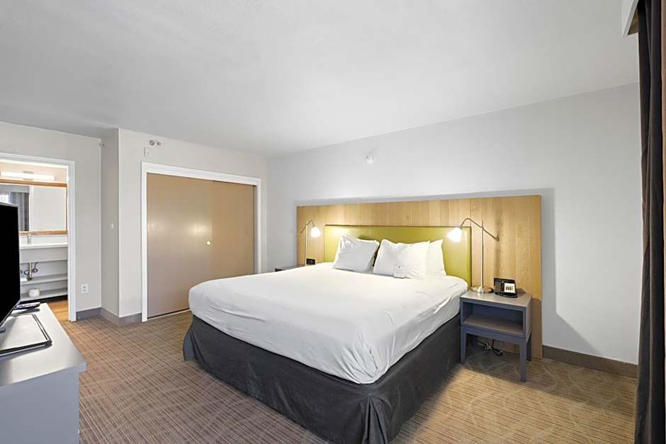 GreenTree Inn Phoenix Sky Harbor