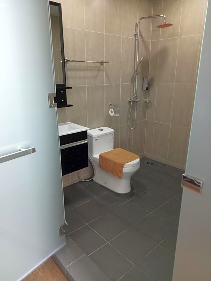 NueVo Boutique Hotel Kota Kemuning Shah Alam