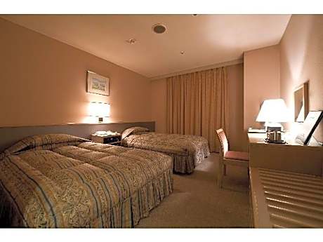Maebashi Hotel