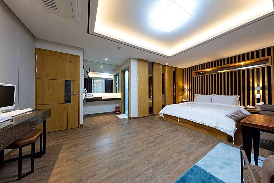 Gwangju Chungjangro Stay Hotel