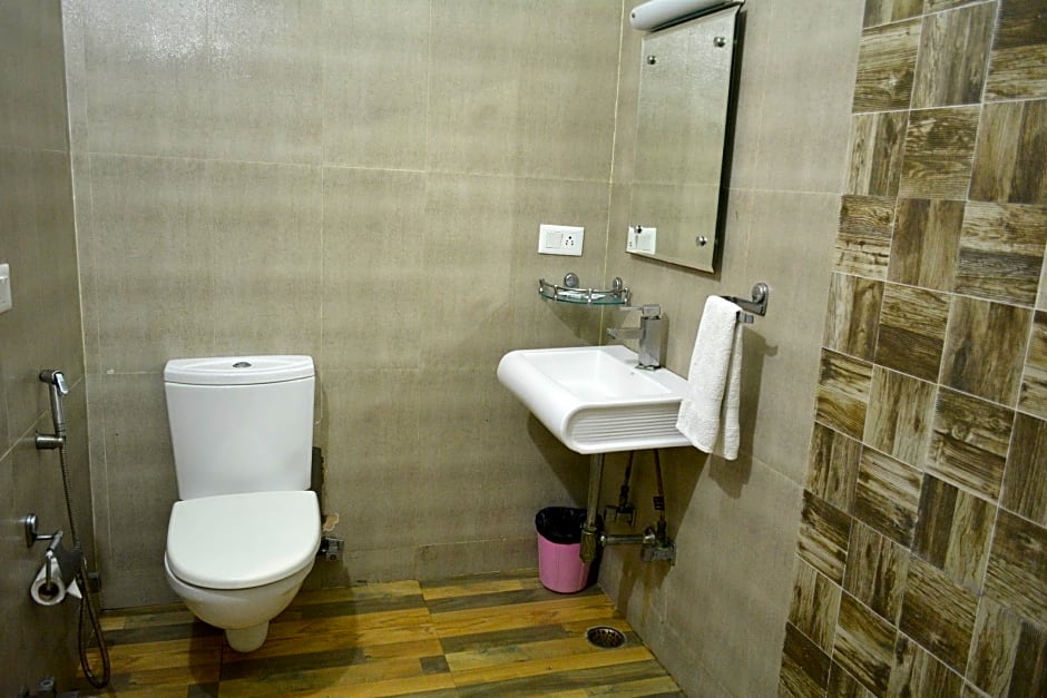 Hotel Samovar by Goyal Hoteliers