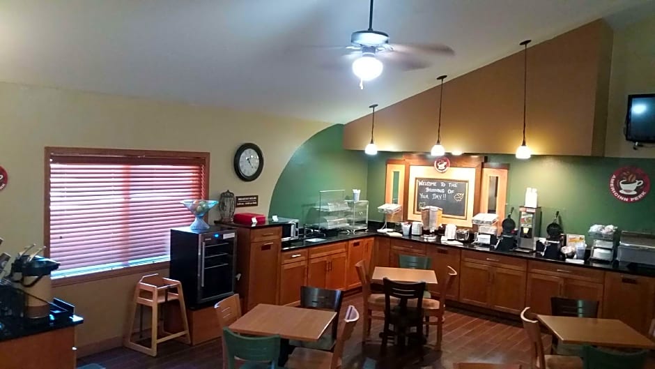 AmericInn by Wyndham Kewanee