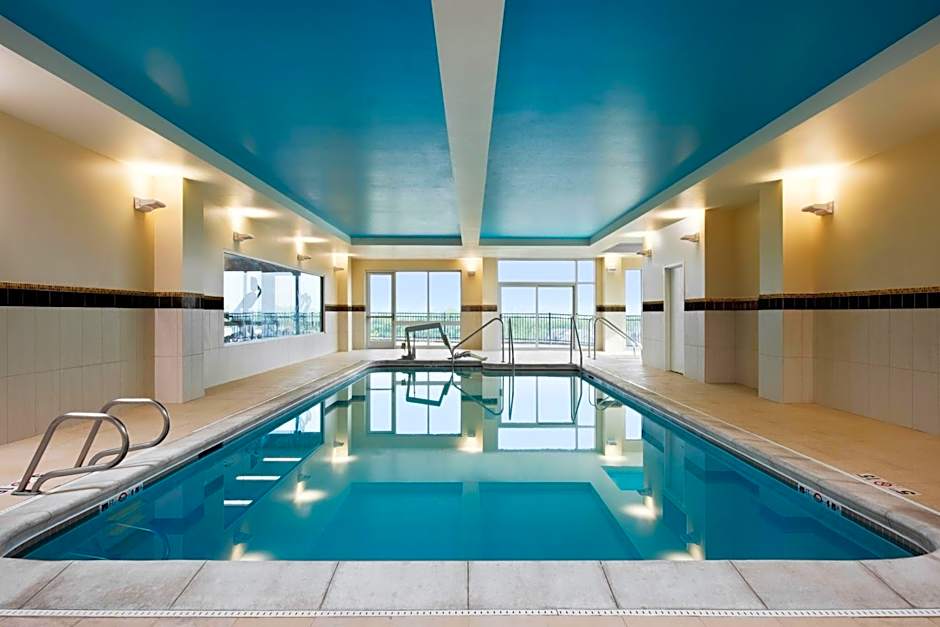 Courtyard by Marriott Kansas City At Briarcliff