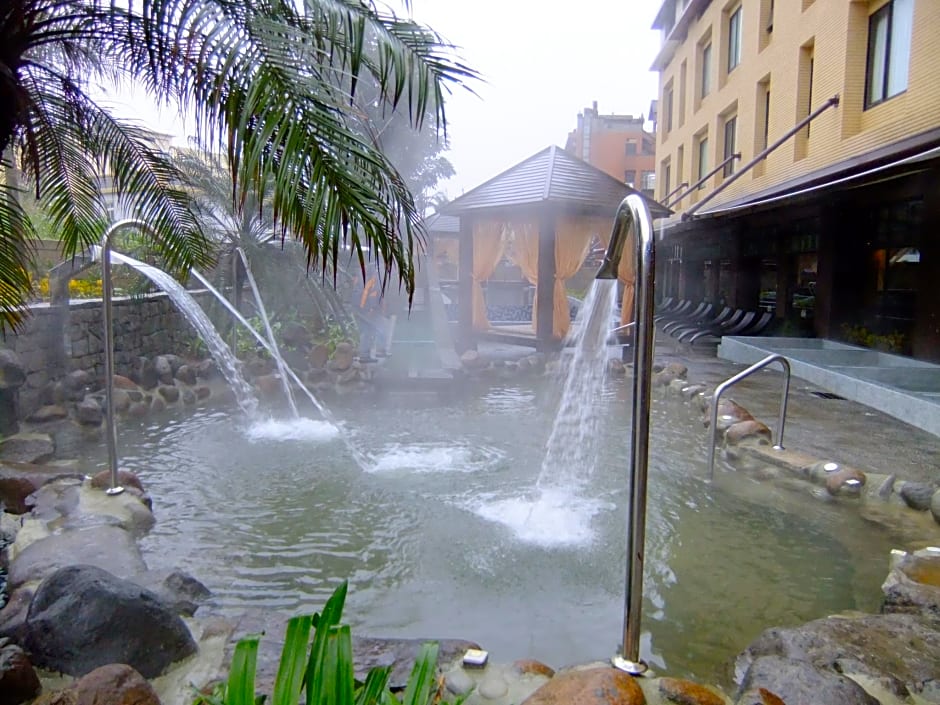 The Loft Seaside Suite